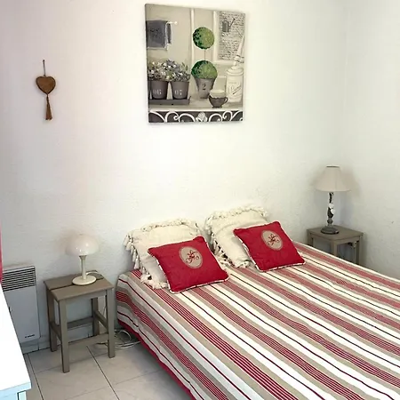 Apartmán With Terrace In Cavalaire-sur-Mer